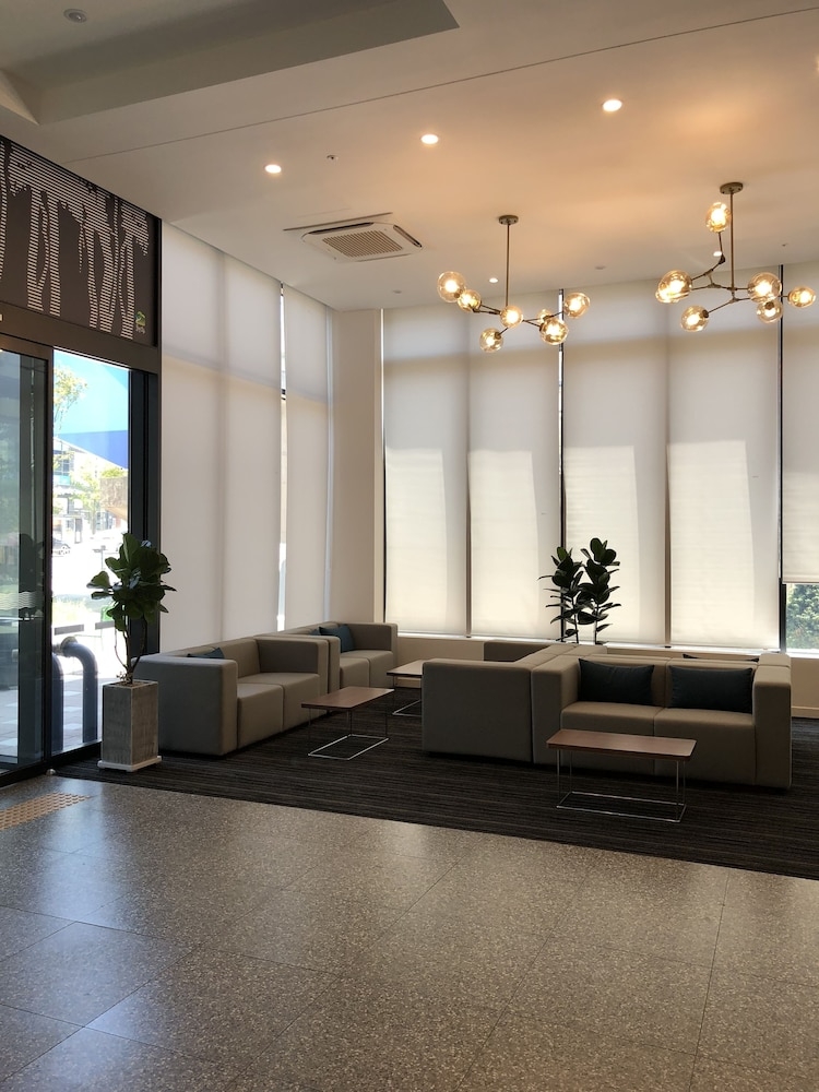 로비 라운지
