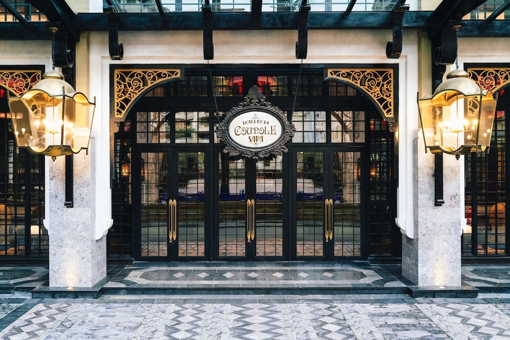 숙박 시설 입구