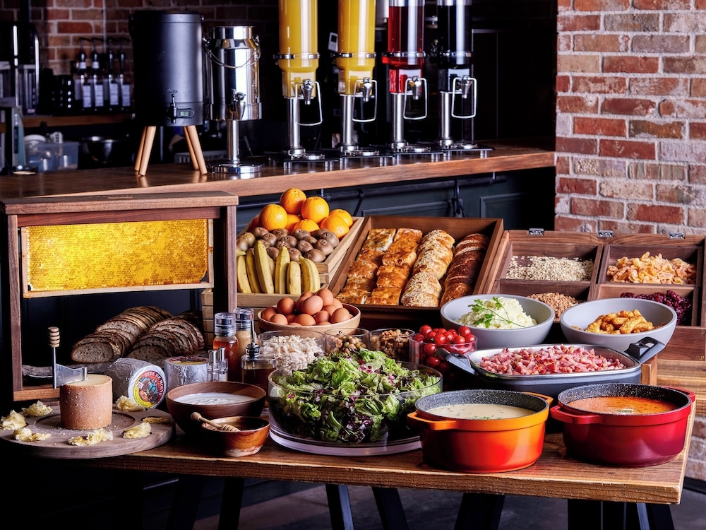 뷔페 아침 식사