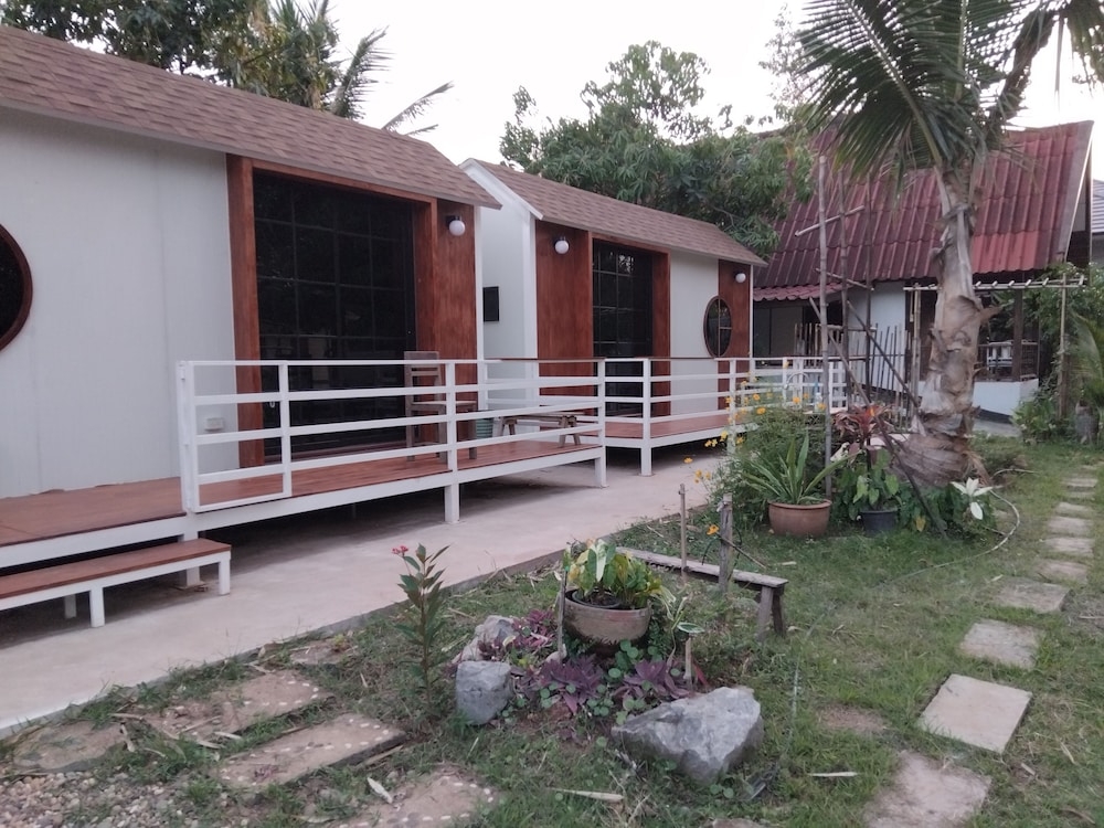 숙박 시설 정면