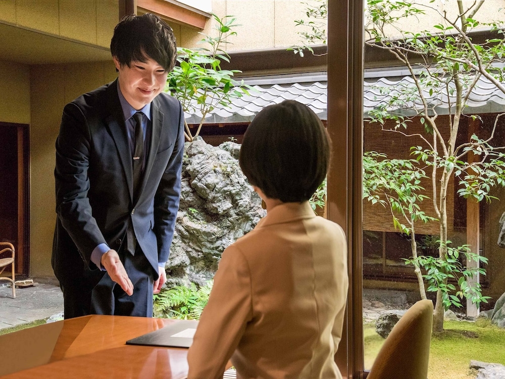 숙박 시설 내 편의 시설/서비스