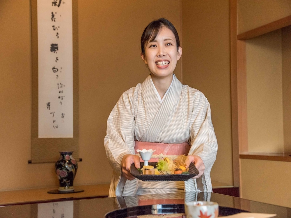 숙박 시설 내 편의 시설/서비스