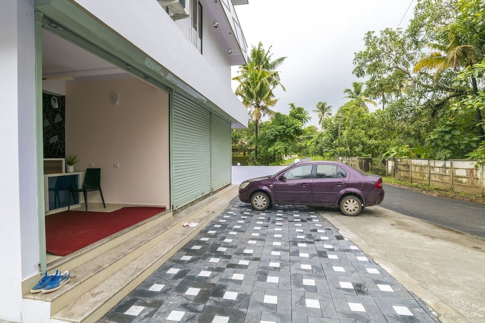 숙박 시설 정면