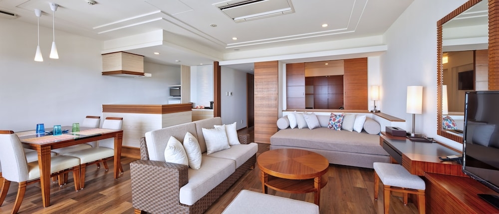 객실 내 식사 공간