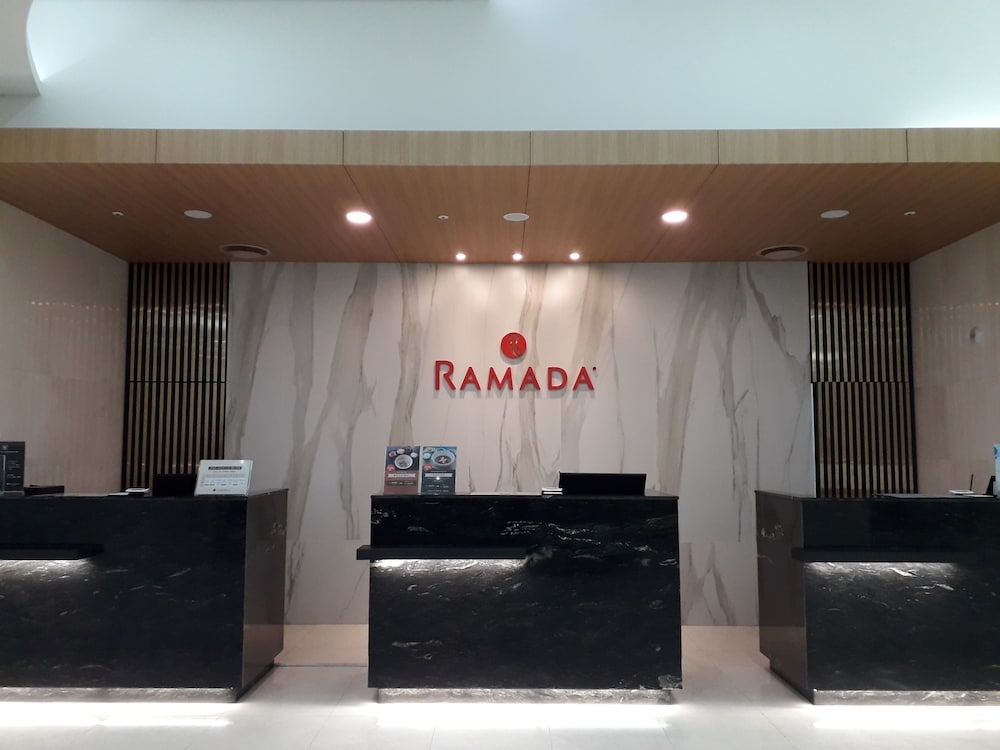 체크인/체크아웃 키오스크