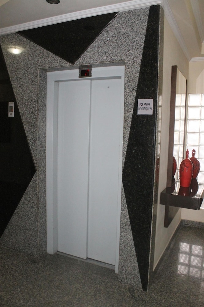 숙박 시설 내 편의 시설/서비스