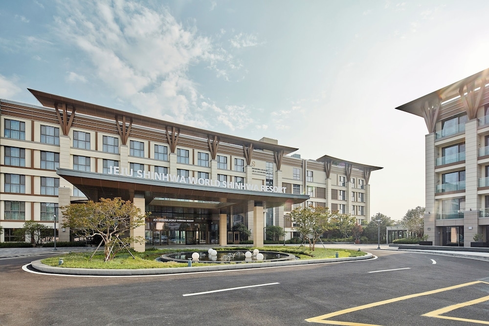 숙박 시설 정면