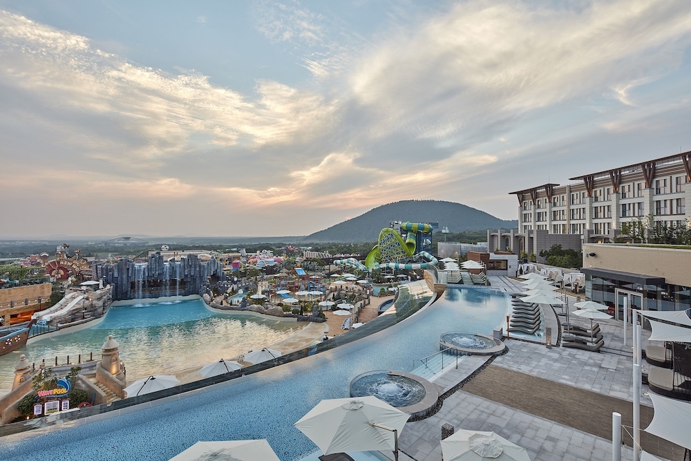 숙박 시설에서 보는 주변 전망