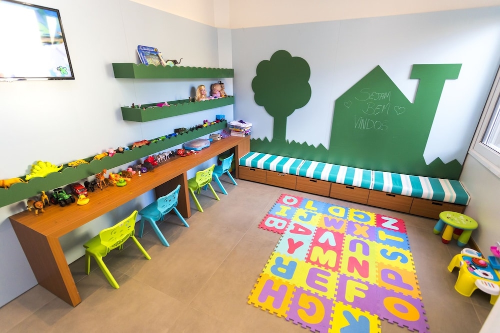 어린이 놀이 공간 - 실내