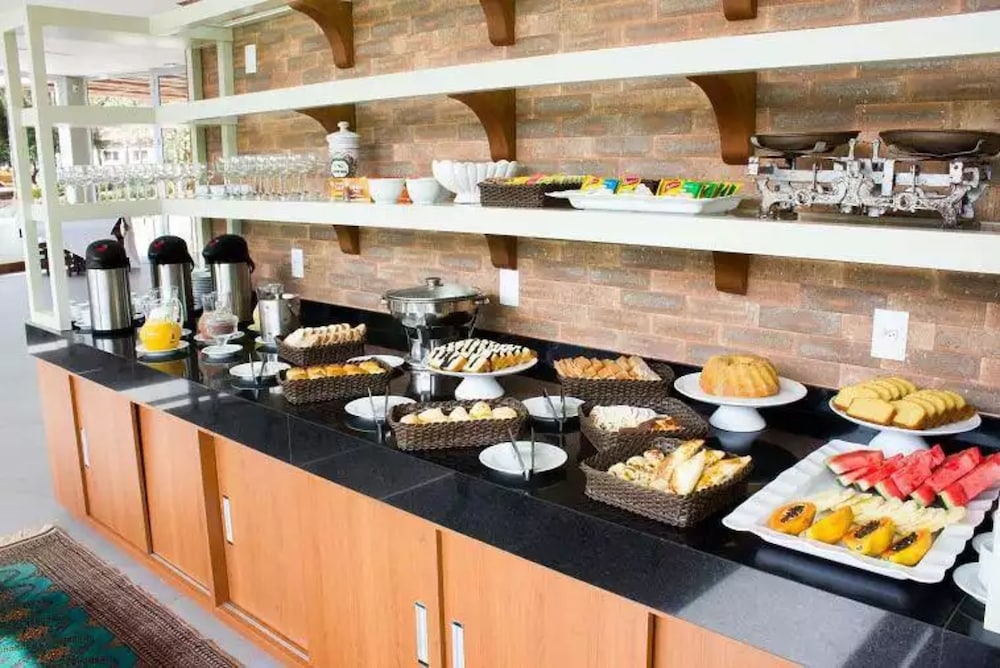 뷔페 아침 식사