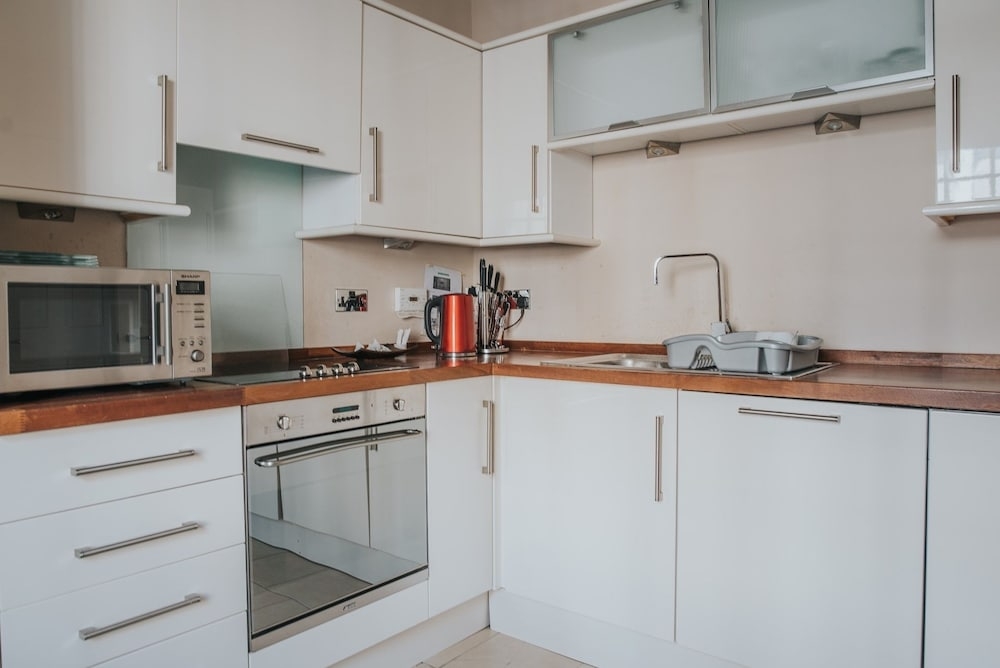 객실 내 식사 공간