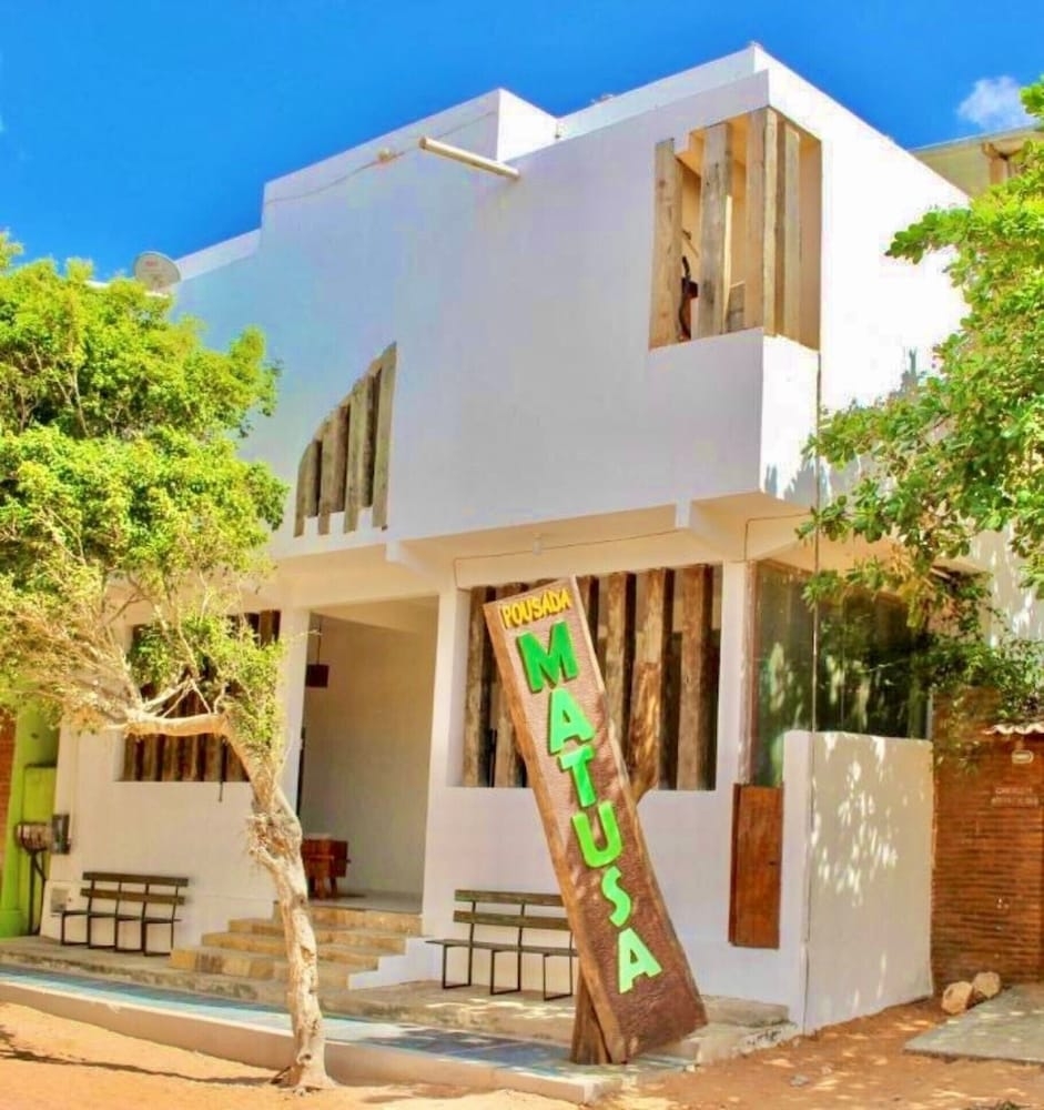 숙박 시설 입구