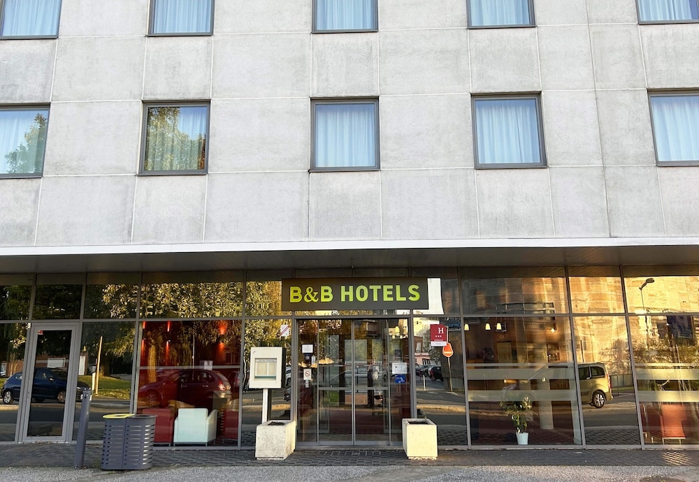 숙박 시설 정면