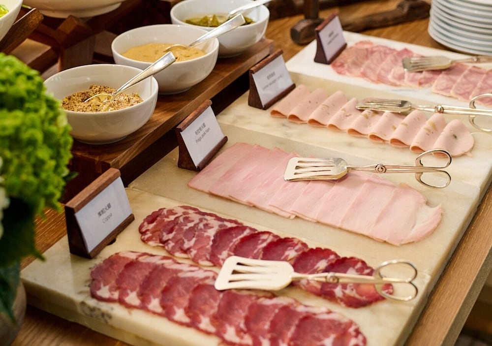 뷔페 아침 식사