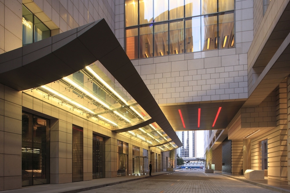 숙박 시설 입구