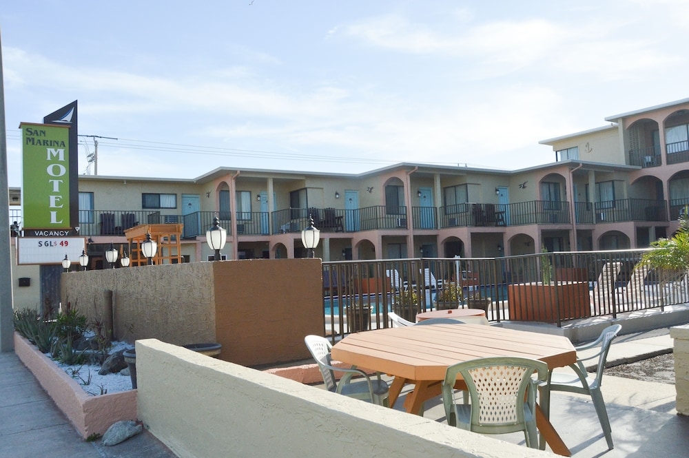 숙박 시설 정면