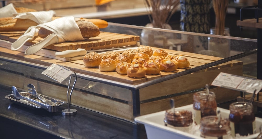 뷔페 아침 식사