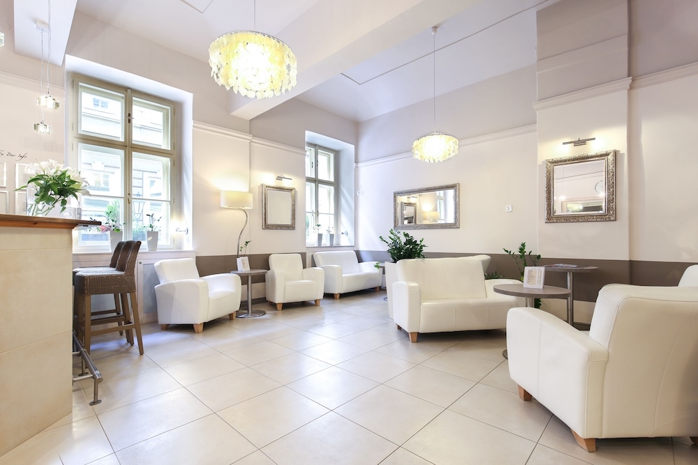 로비 좌석 공간