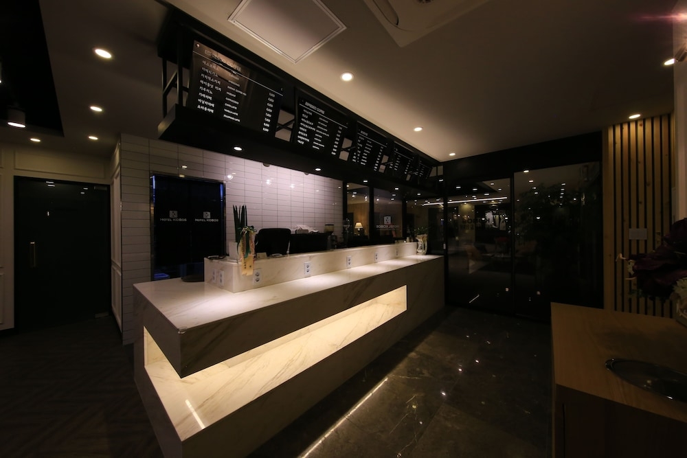 바(숙박 시설 내)