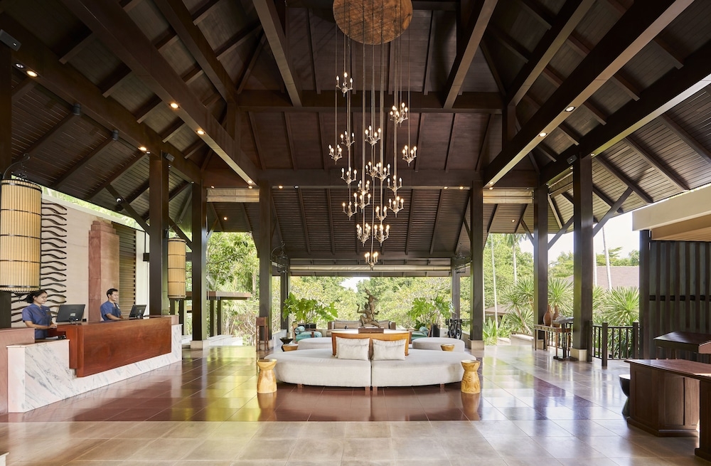 로비 좌석 공간