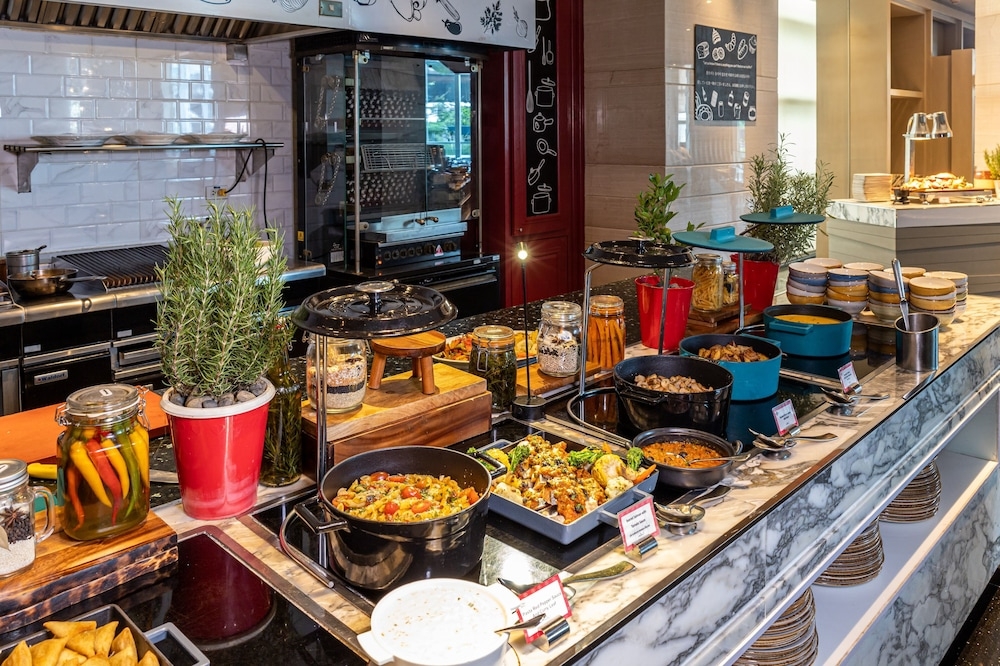 뷔페 아침 식사