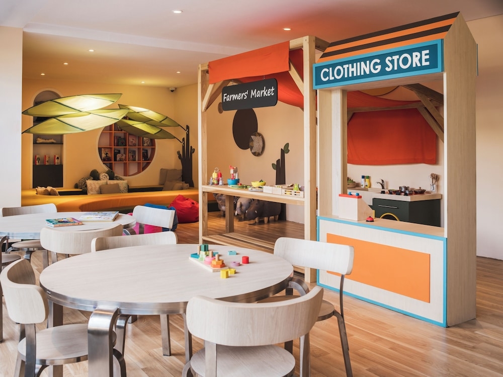 어린이 놀이 공간 - 실내