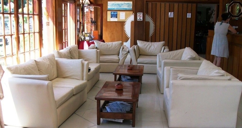 로비 좌석 공간