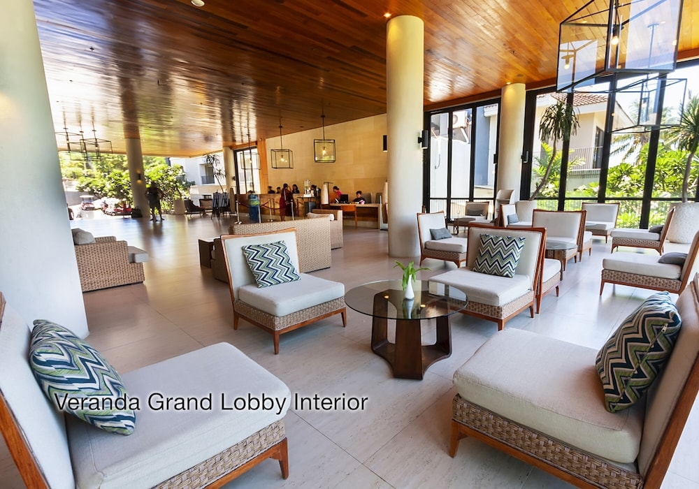 로비 좌석 공간