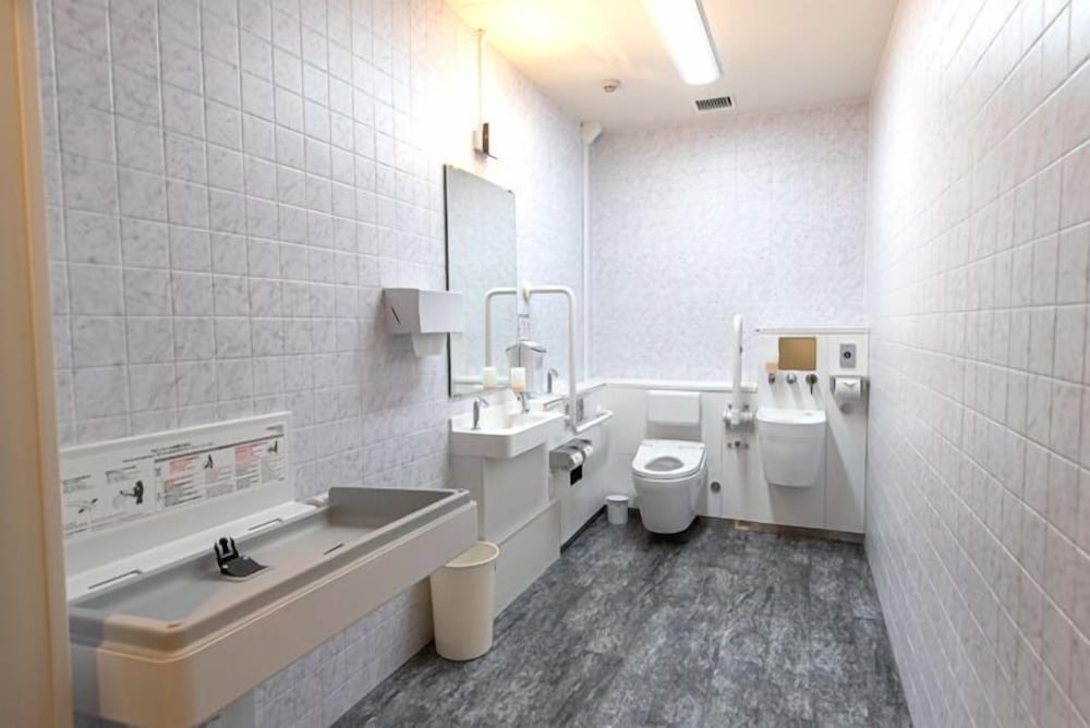 숙박 시설 내 편의 시설/서비스