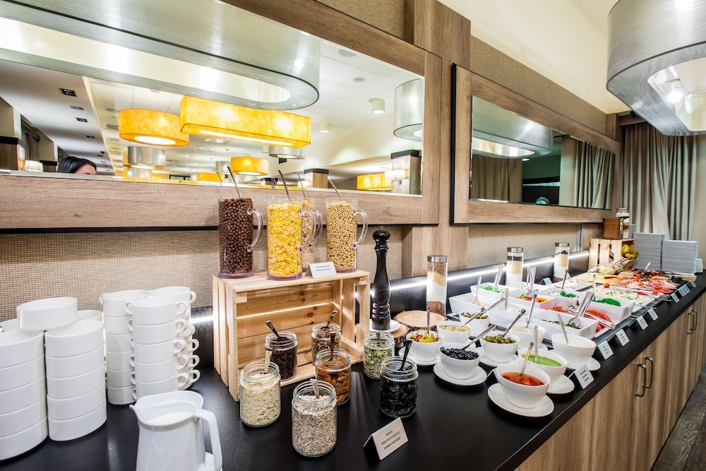 뷔페 아침 식사