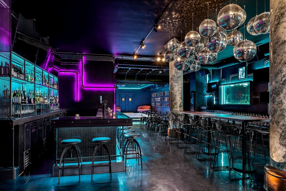 바(숙박 시설 내)