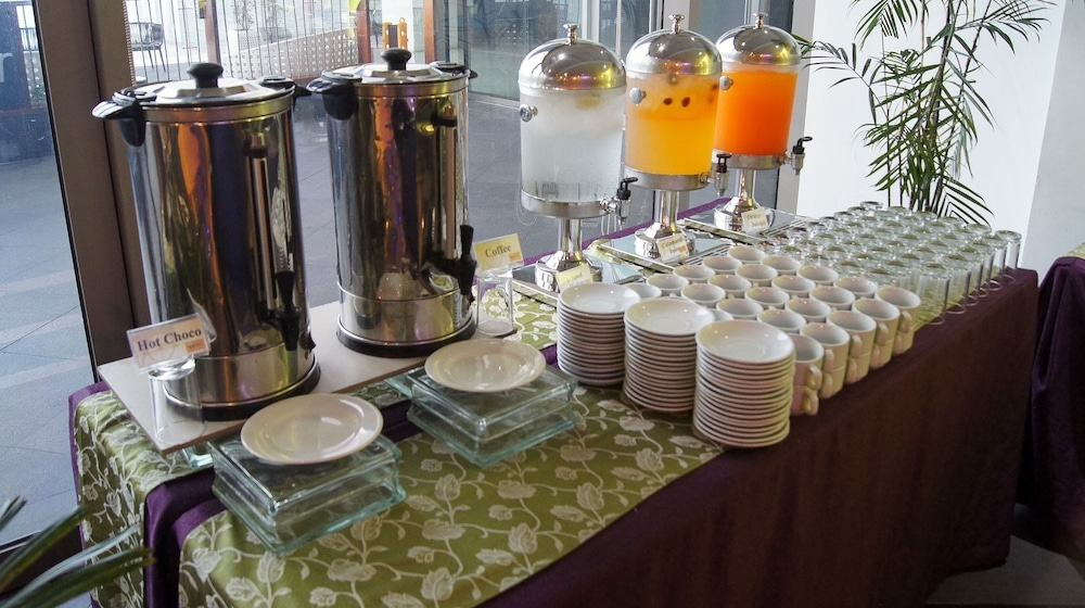 뷔페 아침 식사