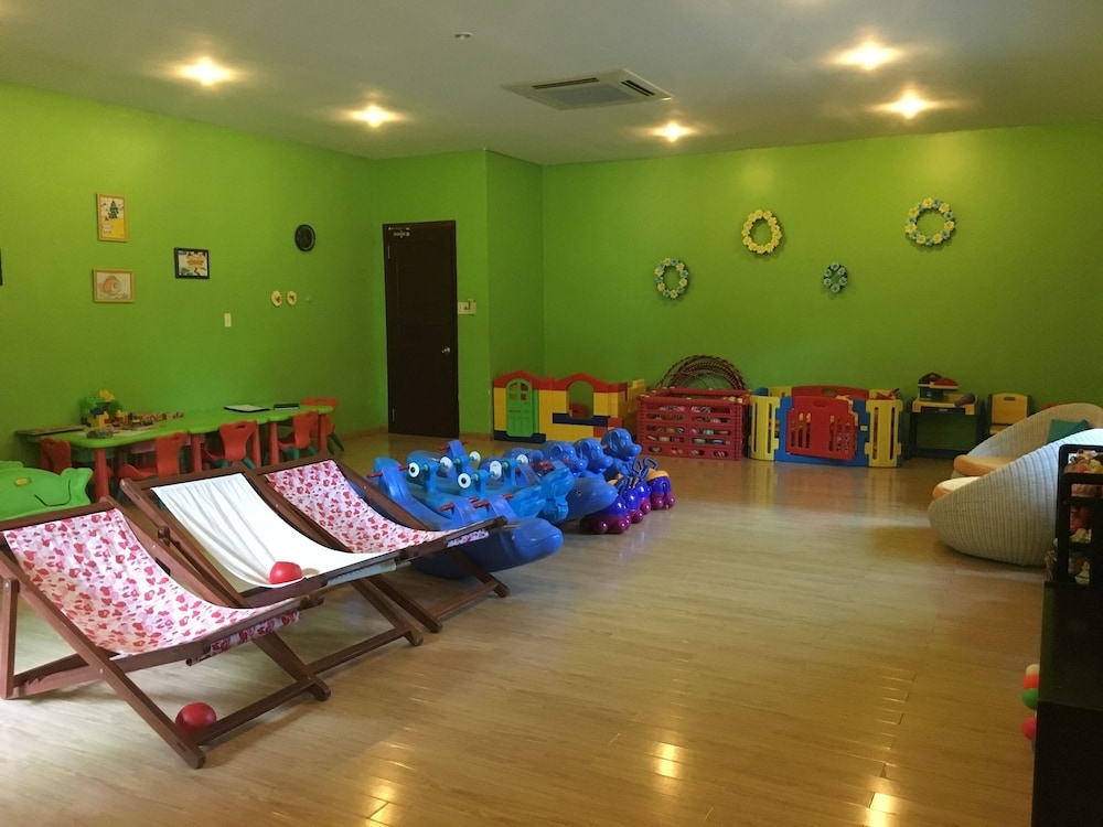 어린이 놀이 공간 - 실내