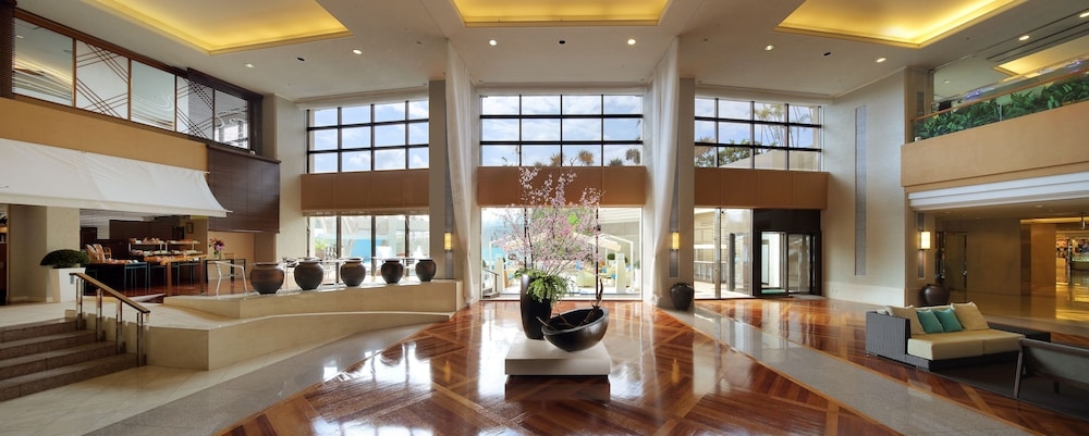 로비 좌석 공간