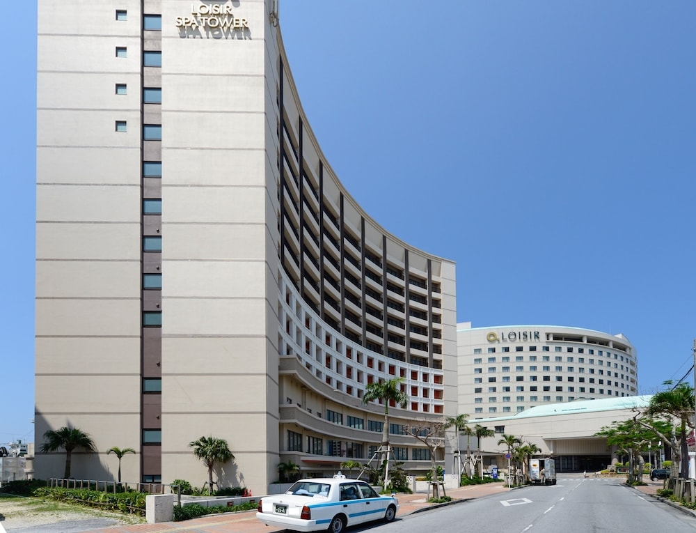 숙박 시설 입구