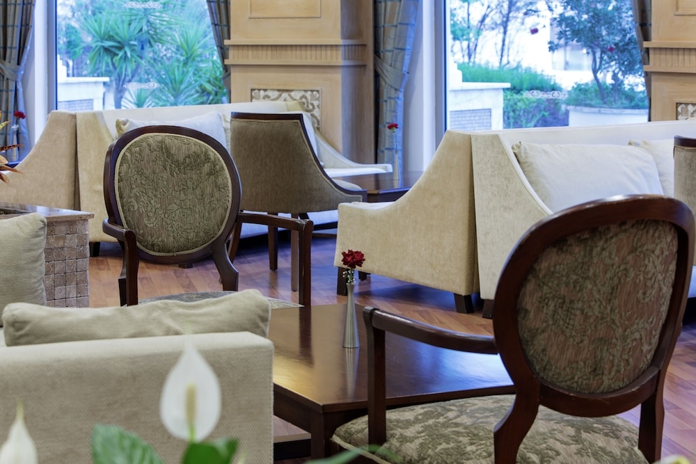 로비 좌석 공간