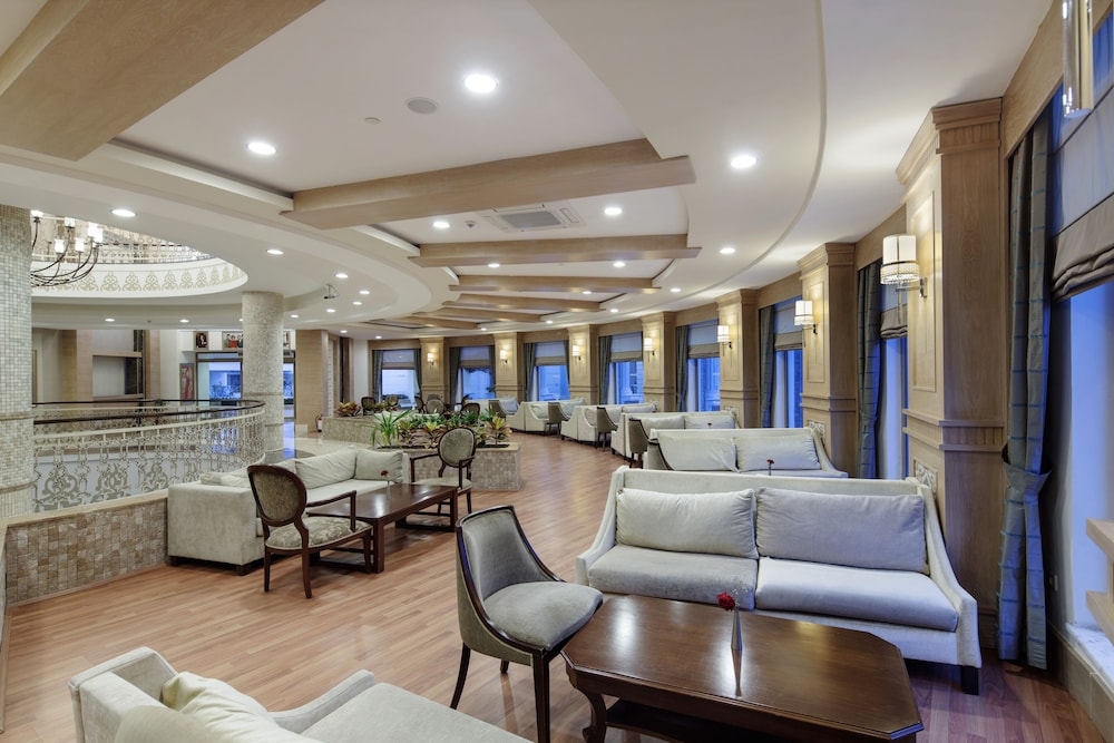 로비 좌석 공간