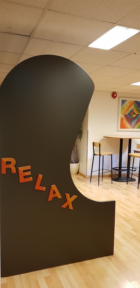 로비 좌석 공간