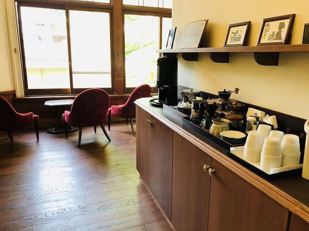 숙박 시설 내 편의 시설/서비스