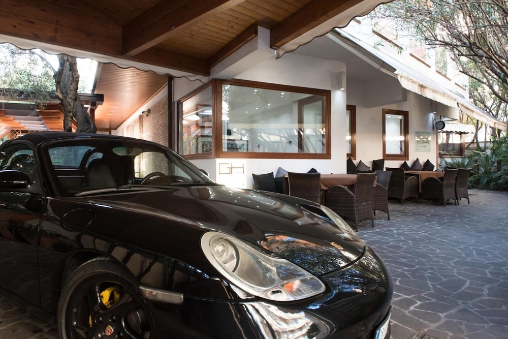 숙박 시설 입구