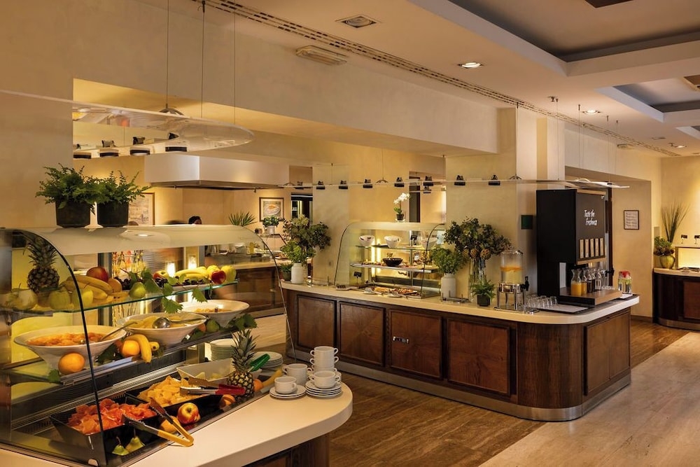 뷔페 아침 식사