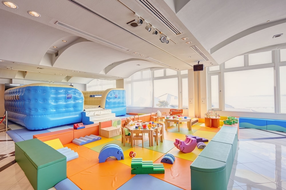 어린이 놀이 공간 - 실내