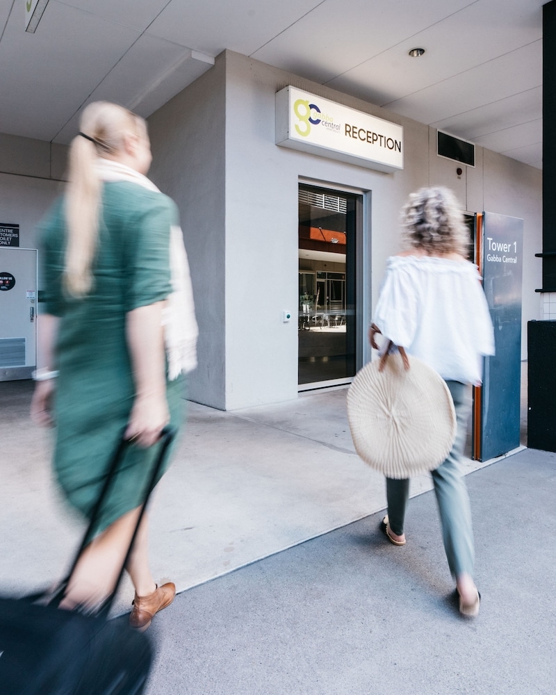 숙박 시설 입구