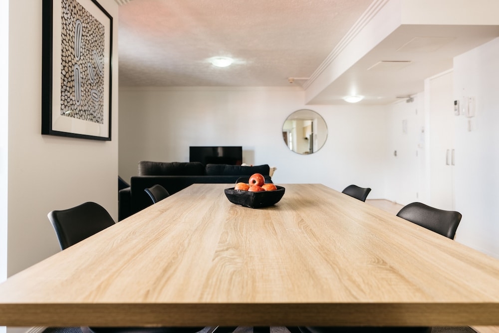 객실 내 식사 공간