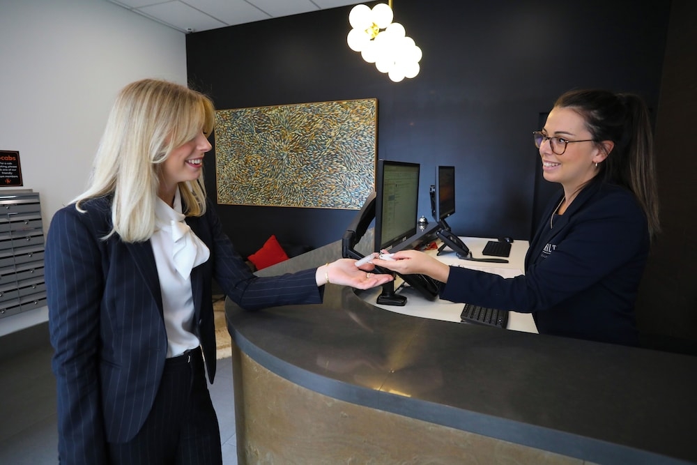 콘시어지 데스크