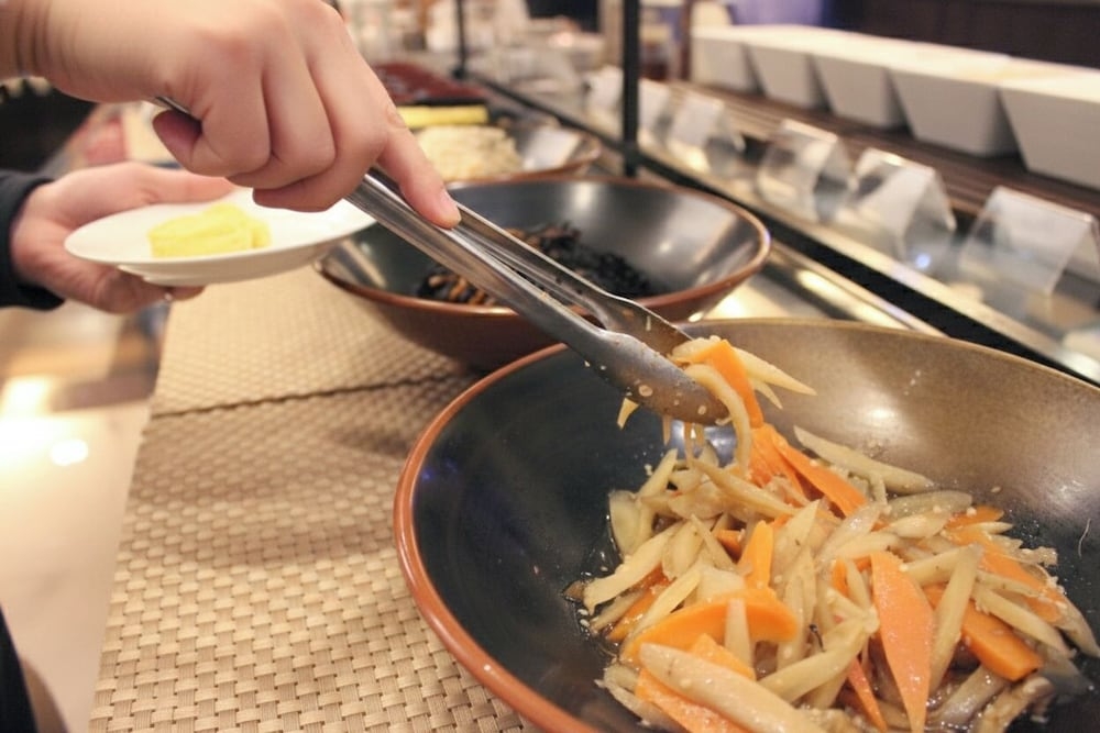 뷔페 아침 식사