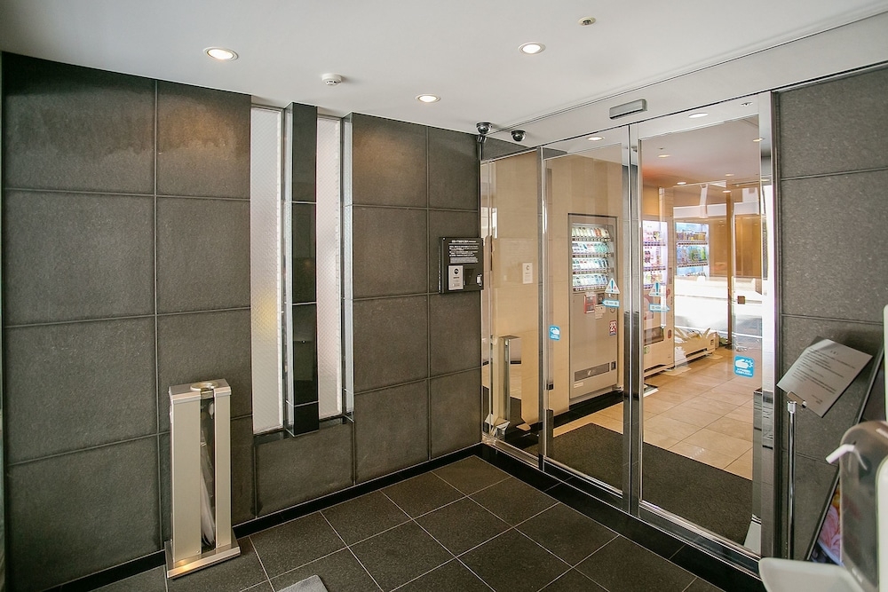 숙박 시설 입구