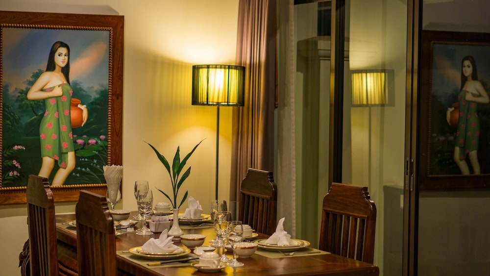 객실 내 식사 공간