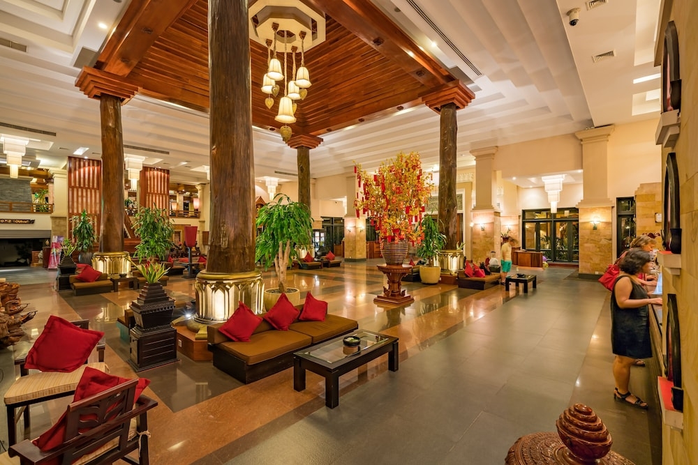 로비 좌석 공간