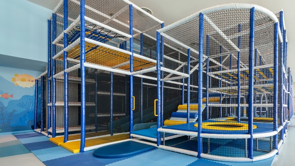 어린이 놀이 공간 - 실내